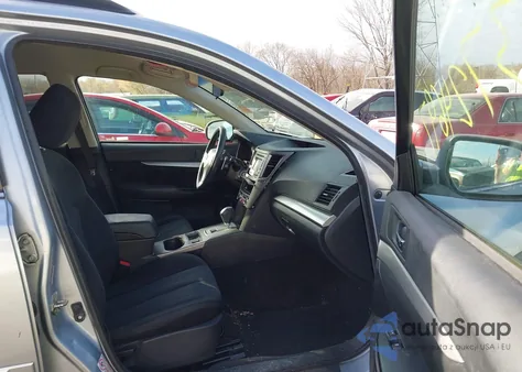 2014 Subaru Outback 2.5I Premium из США, поврежденный, VIN 4S4BRCCC2E3243946